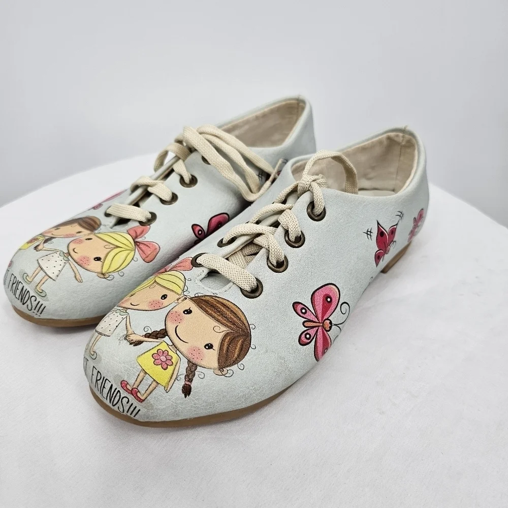 Girls Lace-Up Shoes Size 3 | Cute Best Friends Print | Butterfly Artwork